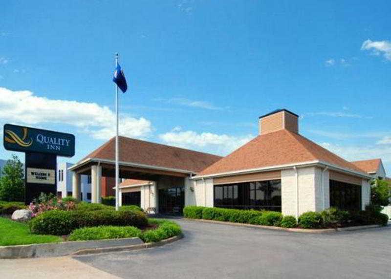 Econo Lodge Naval Station Norfolk Exteriör bild
